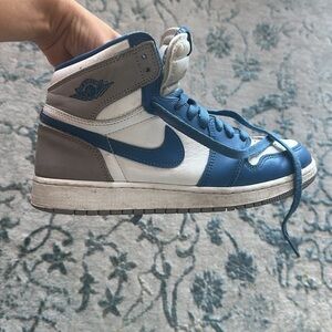 Air Jordan Nike Air Sneakers 7Y Blue and White